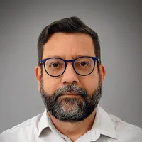 Cristian S. Privat